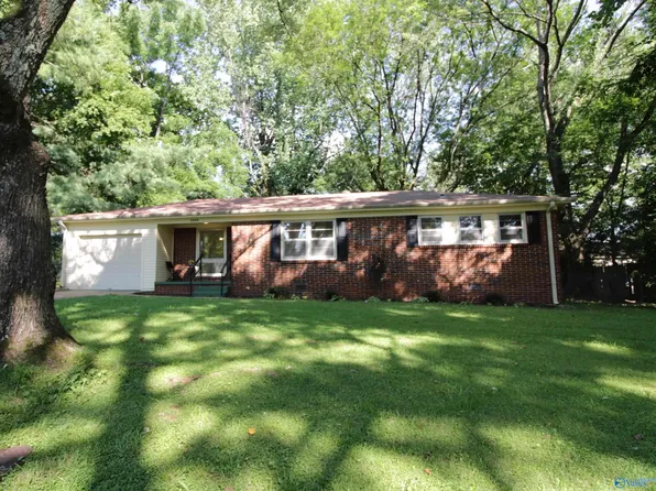 3809 Cary Rd NW, Huntsville, AL 35810