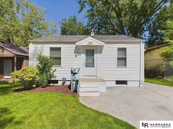 3509 N 39th St, Omaha, NE 68111