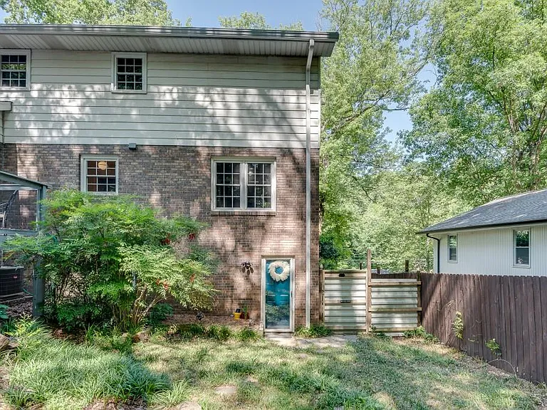 2663 Rangewood Dr NE — Photo 59