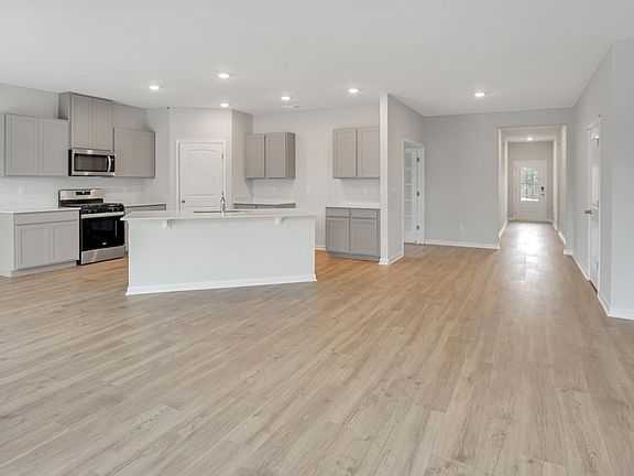 5th image of 5441 Briley Ln