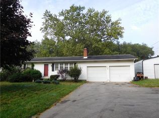 53 Old Fredonia Rd, Mercer, PA 16137