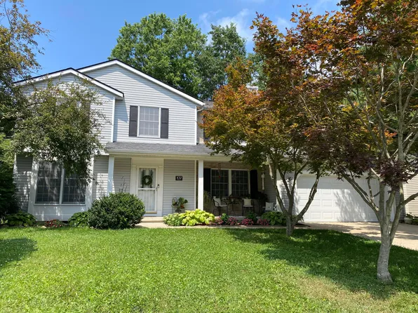 197 S Fork Cir, Pataskala, OH 43062