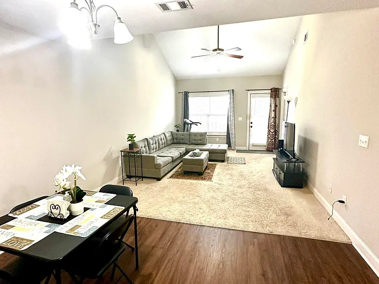 624 Vista Dr #624 — Photo 5