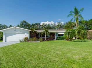 1737 Georgia Ave NE, Saint Petersburg, FL 33703