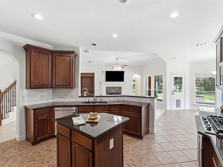 58 N Scribewood Cir — Photo 10