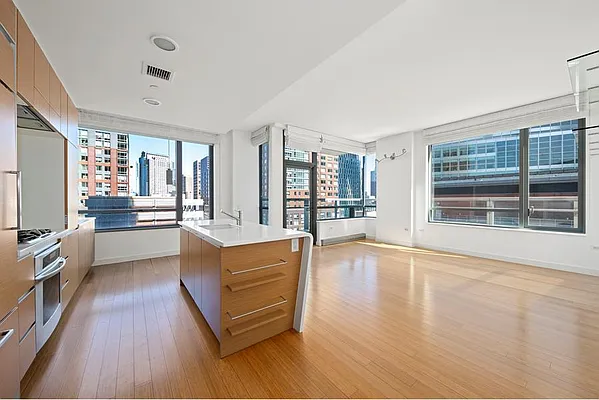 Rented by R New York | media 39