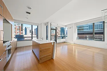 Rented by R New York