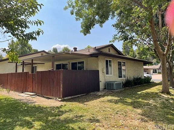 2nd image of 26334 Oak Highland Dr Unit A