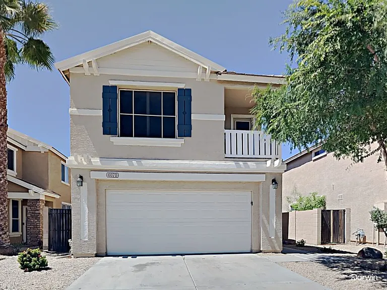6070 N Florence Ave — Photo 1