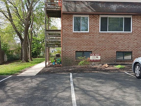 2nd image of 52 Garfield Ave #A