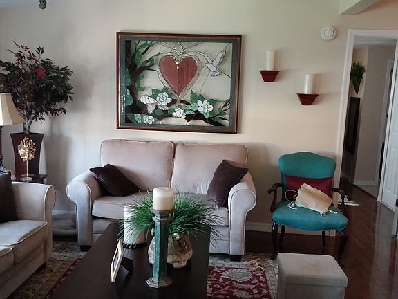 5th image of 711 Dogwood Dr