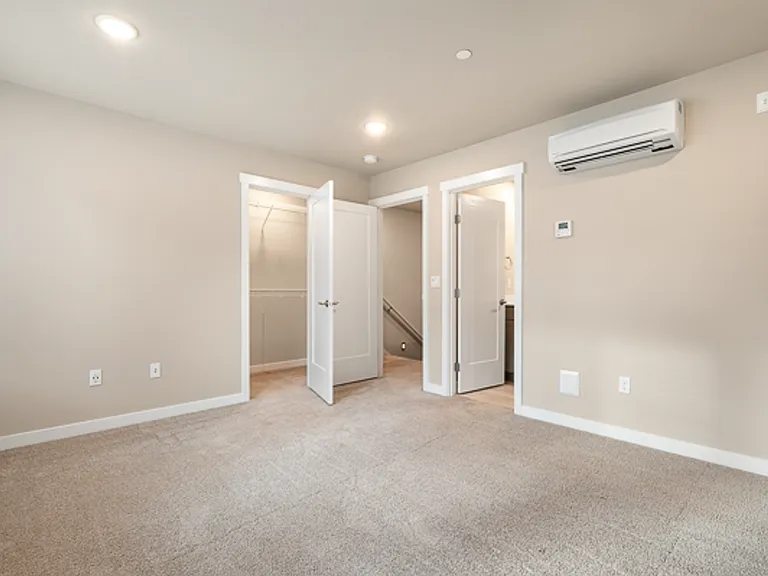 6636 NE 188th Ct #5 — Photo 16