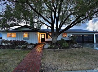 526 W Stuart Ave, Fresno, CA 93704