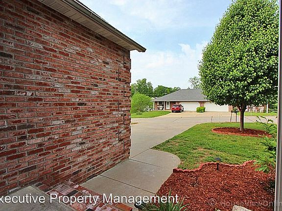 4th image of 234 & 236 Hidden Meadows Dr