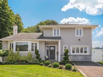 5 Miriam Lane, Plainview, NY, 11803