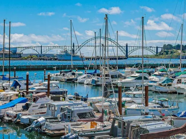 SE Bay Blvd #M-230, Newport, OR 97365