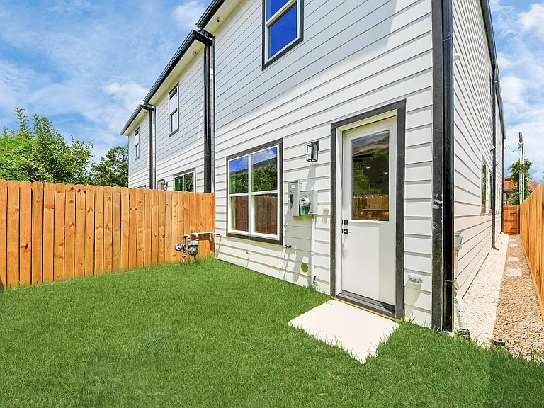 5029 Broom St #A — Photo 30