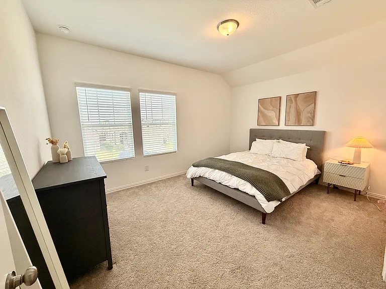 14131 Gallatin St — Photo 10