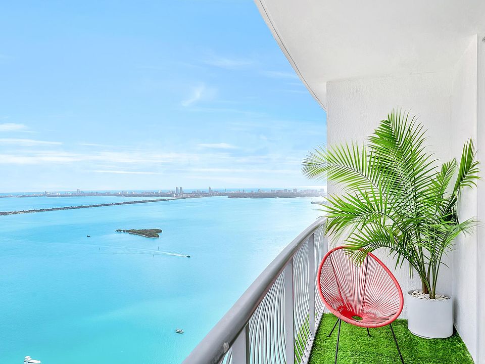 1st image of 1750 N Bayshore Dr APT 5207