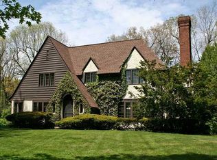 106 Oak Ln, Rochester, NY 14610