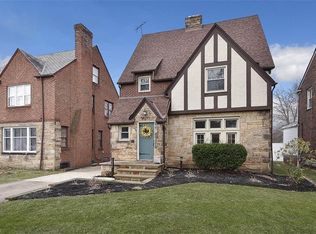 2436 Fenwick Rd, University Heights, OH 44118