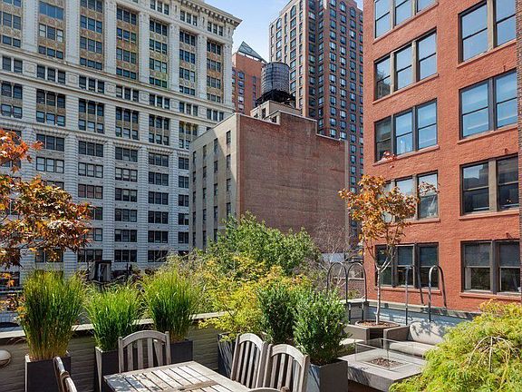 2nd image of 126 E 16th St APT 5D