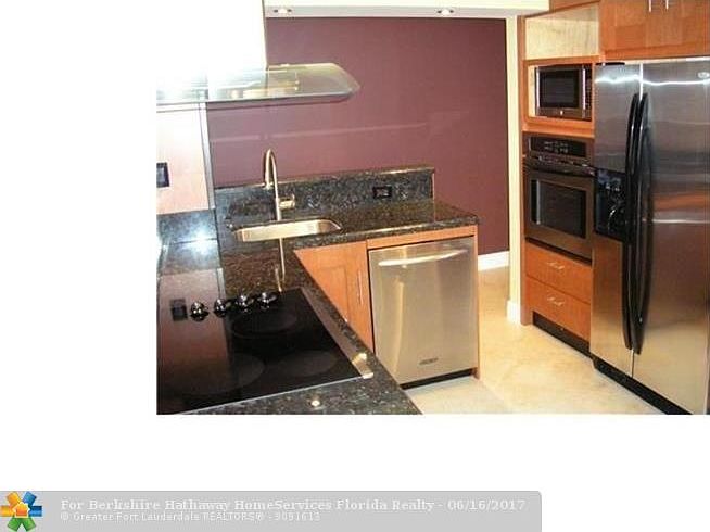 1st image of 1625 SE 10th Ave APT 901