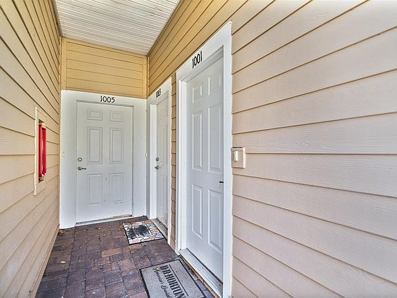 2nd image of 1003 Golden Lake Loop #1003