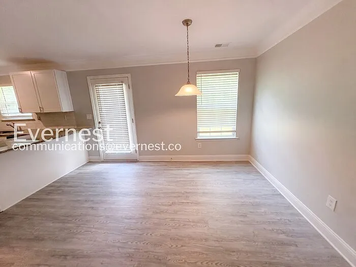 5328 Hanover St — Photo 5