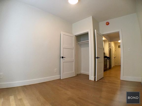 4th image of 2178 19th St #6