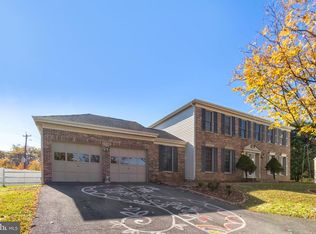 7 Stonecutter Ct, Gaithersburg, MD 20878