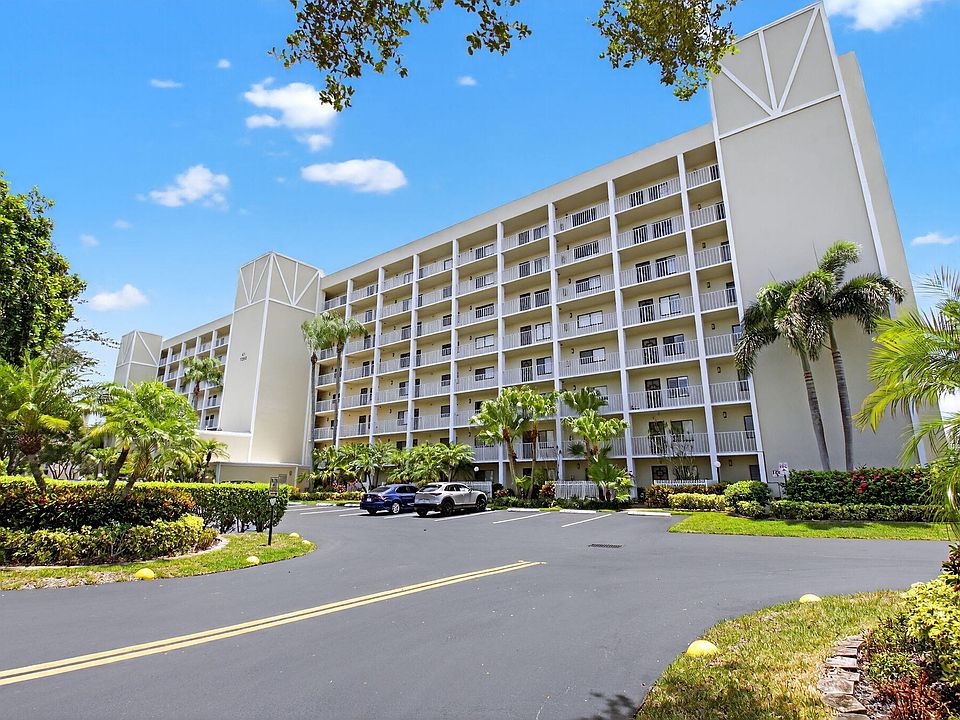 1st image of 7290 Kinghurst Drive #803