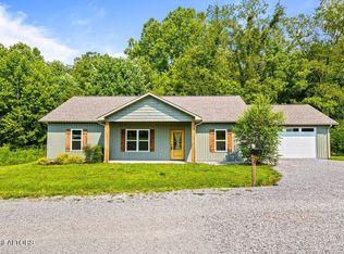 260 Hemlock Springs Dr, Helenwood, TN 37755