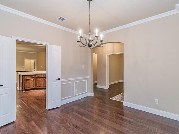 5th image of 13788 Salmon Dr