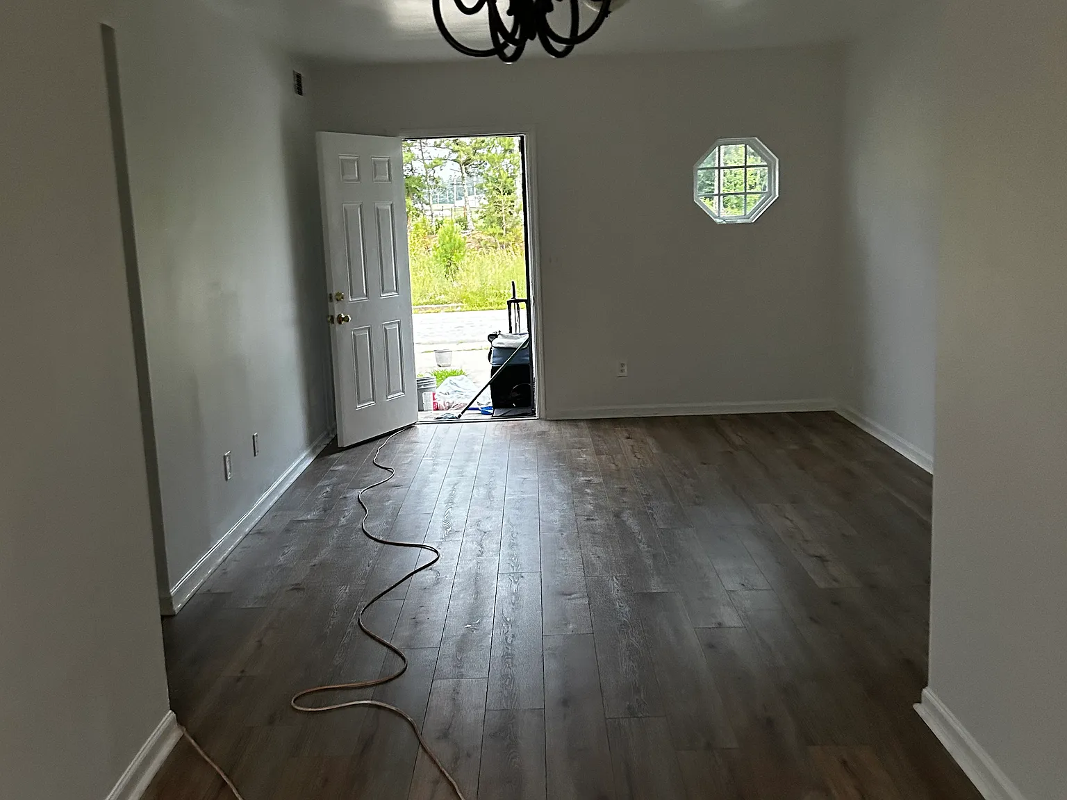 4 bed, 1380 sqft, $1,700 — Photo 4