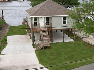 3661 Privateer Blvd, Barataria, LA 70036