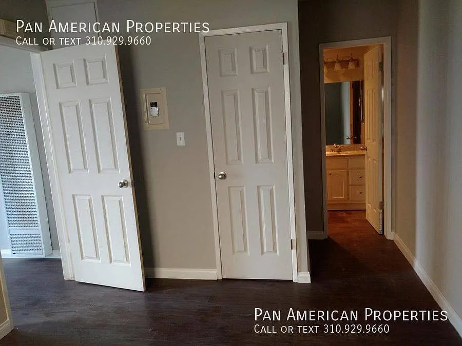 2 bed, 660 sqft, $2,350 — Photo 2