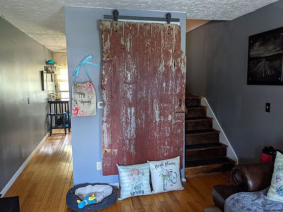 4th image of 326A Cortland St