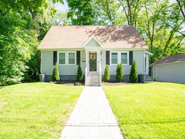 86 C St, Framingham, MA 01702