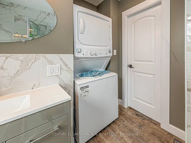 45 Chestnut St #1 — Photo 13