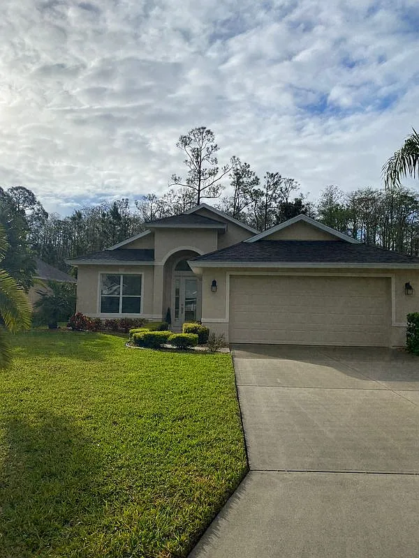 3 bed, 2.0 bath, 1938 sqft, $2,800 — Photo 1