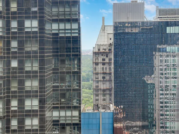 150 West 56th Street image 12 of 12
