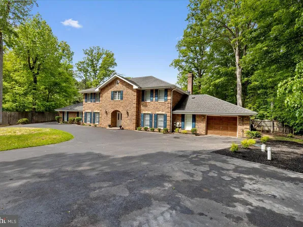 3901 Lakeside Ct, Dunkirk, MD 20754