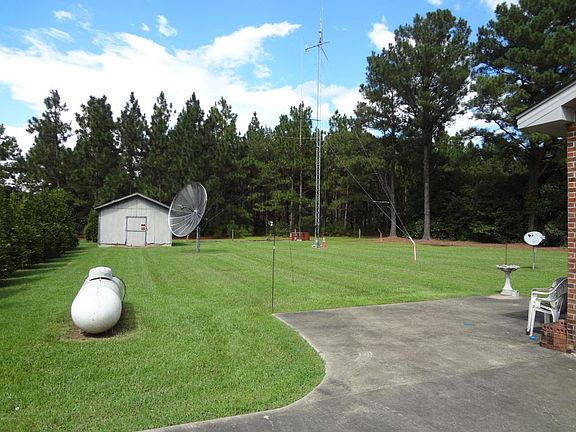 3rd image of 6275 State Highway 33 E