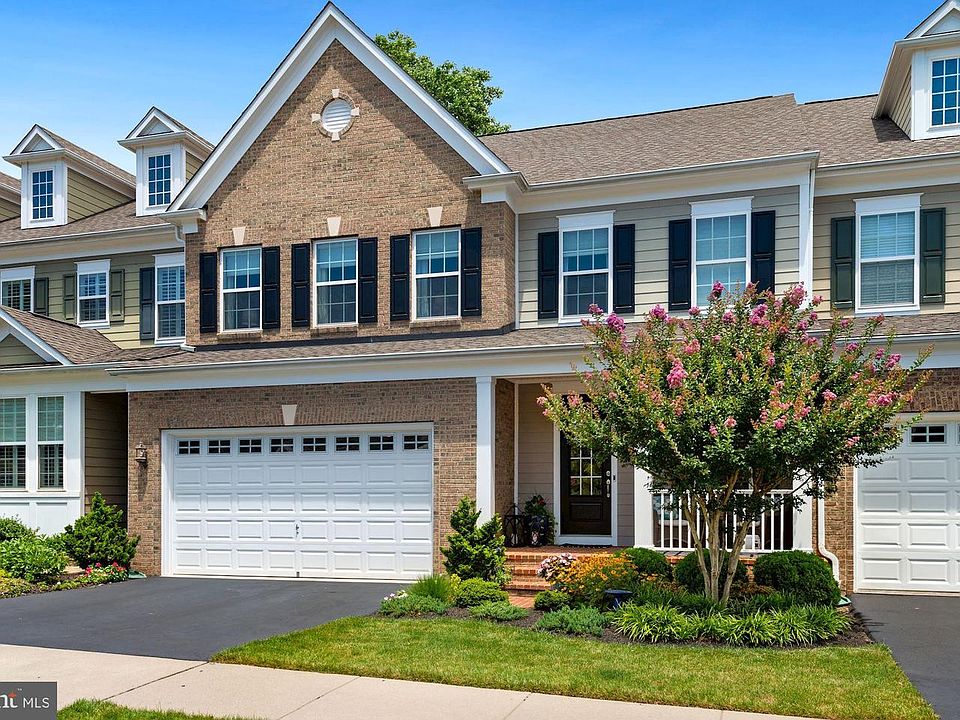 1st image of 10282 Greenspire Dr