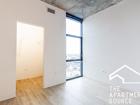 5th image of 2734 W Belden Ave #1001-607