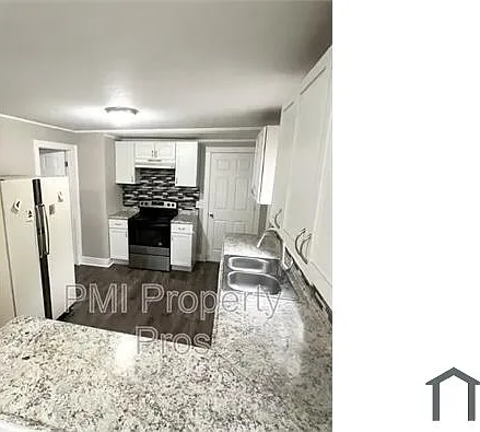 3 bed, $1,600 — Photo 1