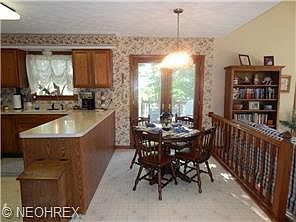 4th image of 10378 Hanford Ln
