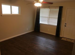 5900 Lowrance Dr, N Little Rock, AR 72118
