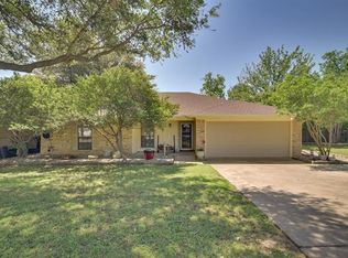7420 Sandywoods Ct, Fort Worth, TX 76112